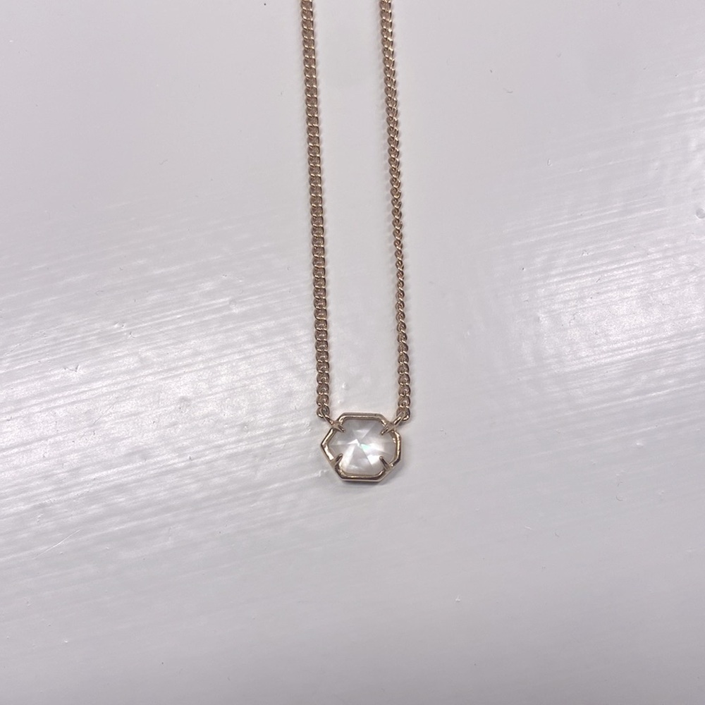 Kendra Scott Necklace